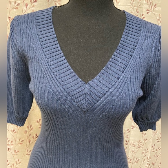 Worthington - Women's V-Neck Elbow Sleeve Pullover Sweater (NWOT) - Picture 3 of 9